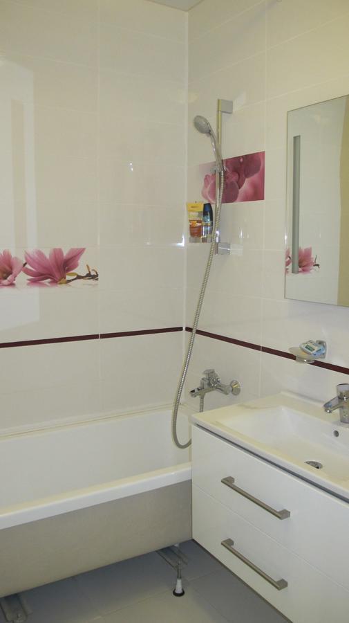 Apartment "Ostrova" Крижанивка Екстериор снимка